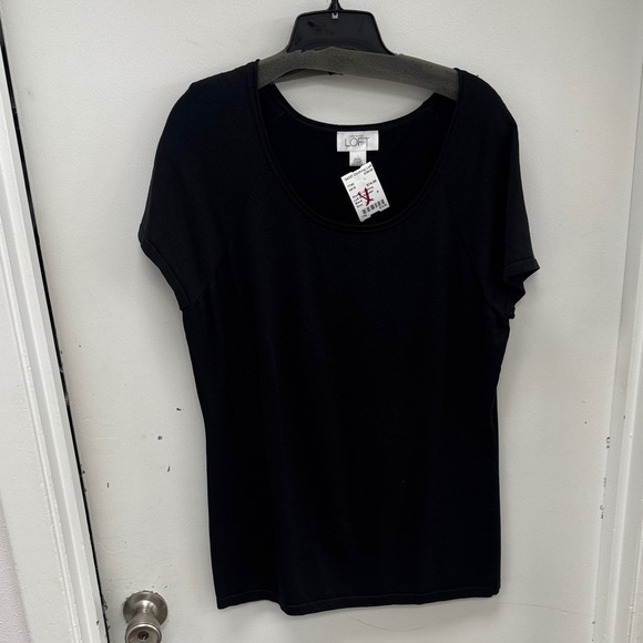 LOFT Women's Classic Black Short Sleeve Tee Size Large - Picture 1 of 1